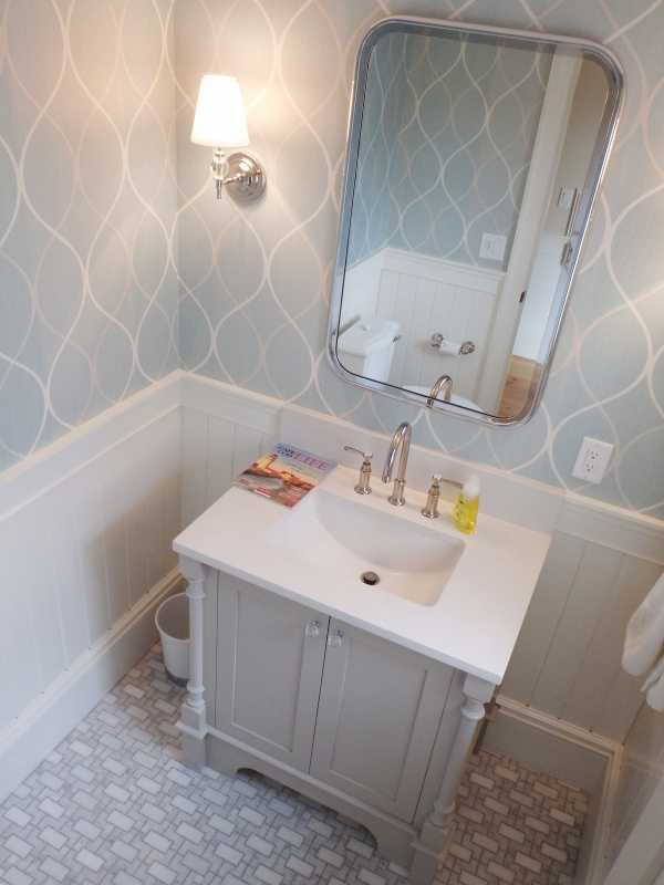 Inspiring minggreenmarbleshower Marble Mosaic Powder Room Floor